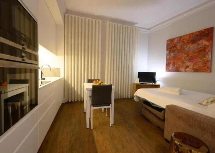 D'avenida Apartment *