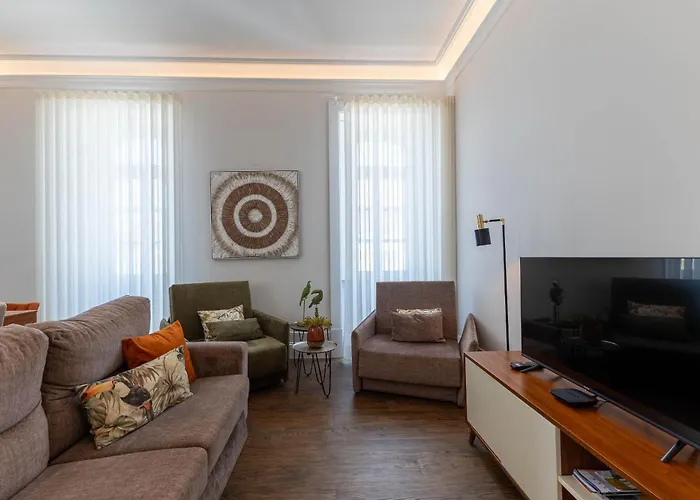 D'avenida * 비아나도카스텔로